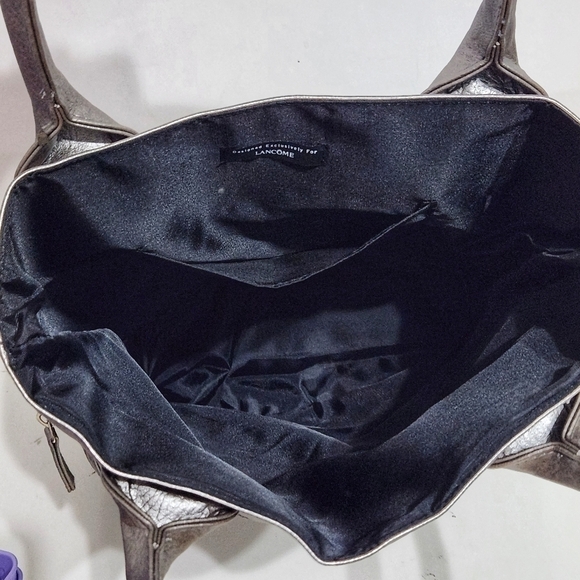 Lancome Large Silver Faux Leather Tote  Shoulder Bag - Picture 9 of 11
